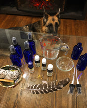 Load image into Gallery viewer, Smudge Spray - 4oz bottle